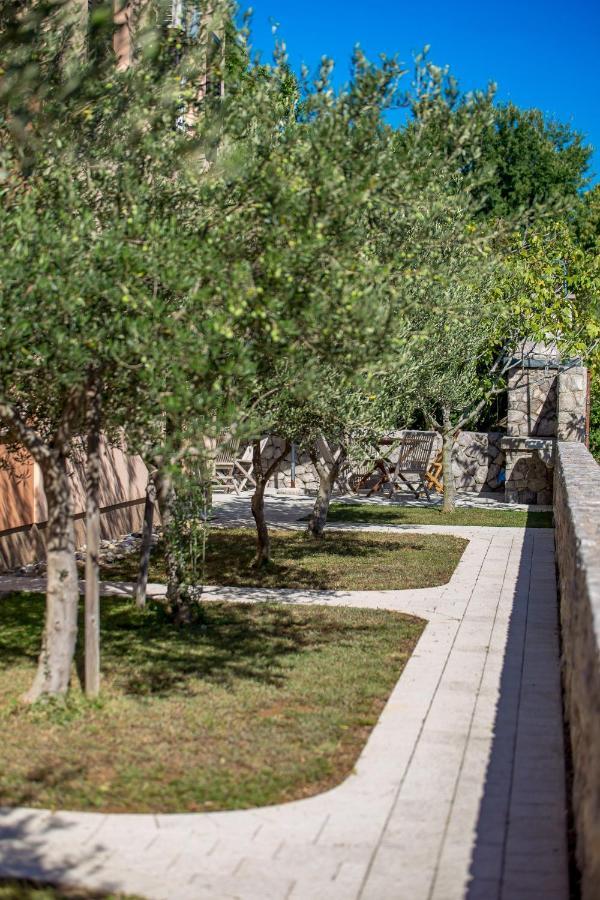 Villa Romana And Tea Šilo Екстериор снимка